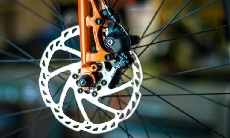 Mastering Disc Brake Adjustment on Full-Suspension MTBs