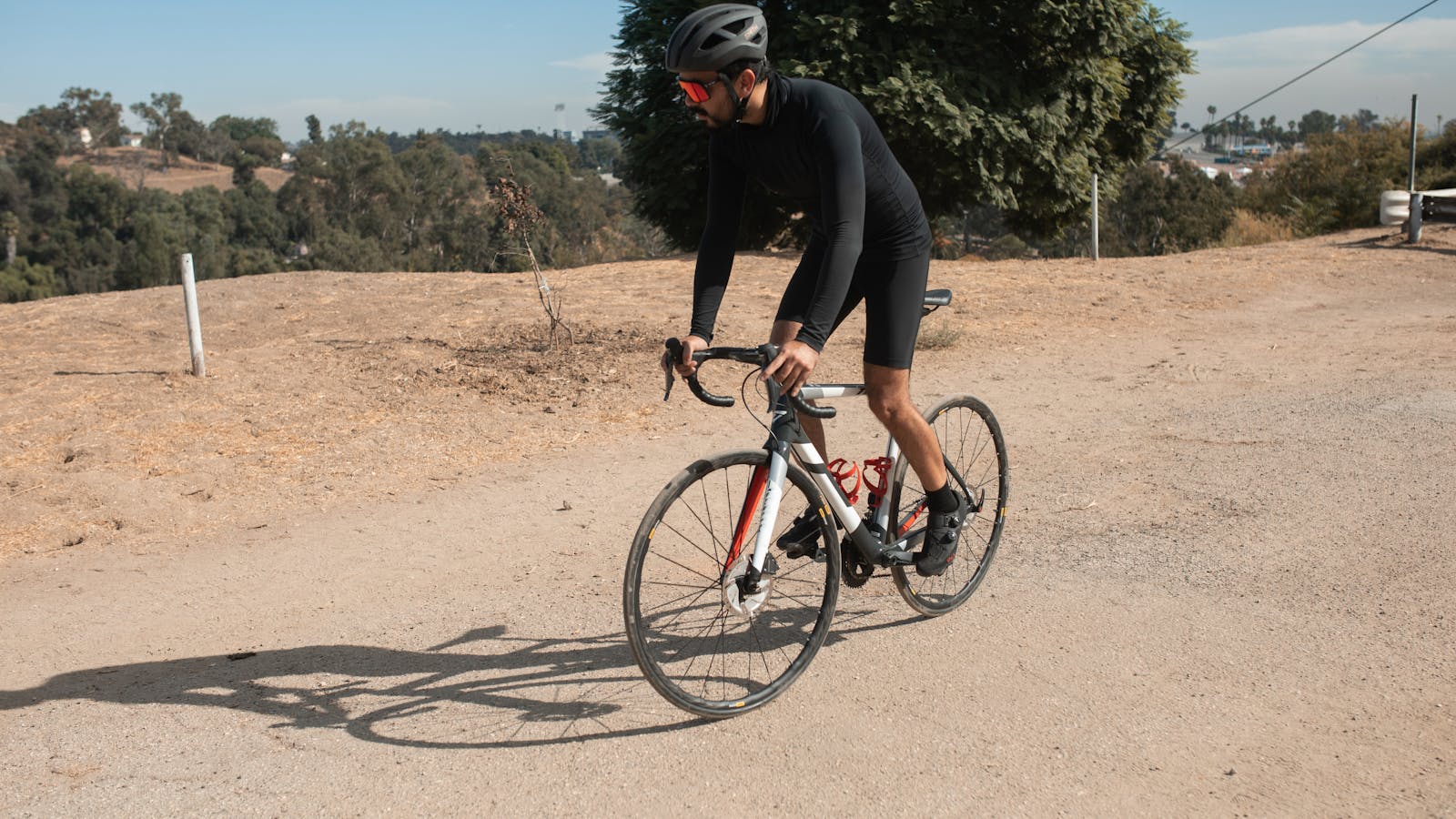 Fueling for 2–4 Hour Rides: A Simple Carb + Hydration Formula