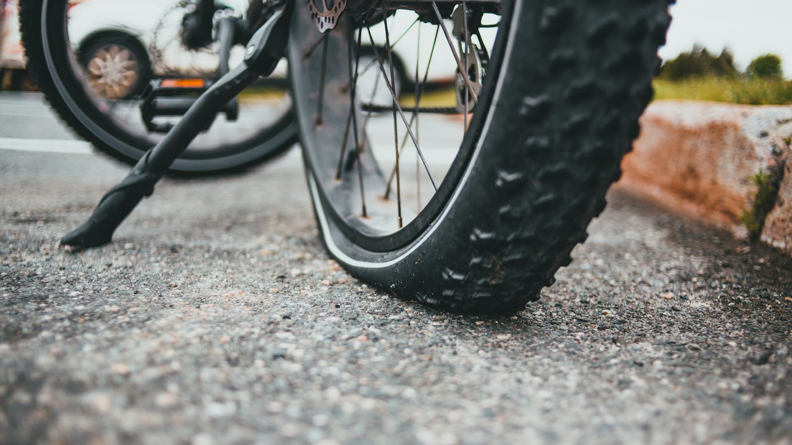 Rain Ride Protocol: Gear, Tire Pressure, and Braking
